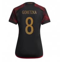 Billiga Tyskland Leon Goretzka #8 Borta fotbollskläder Dam VM 2022 Kortärmad
